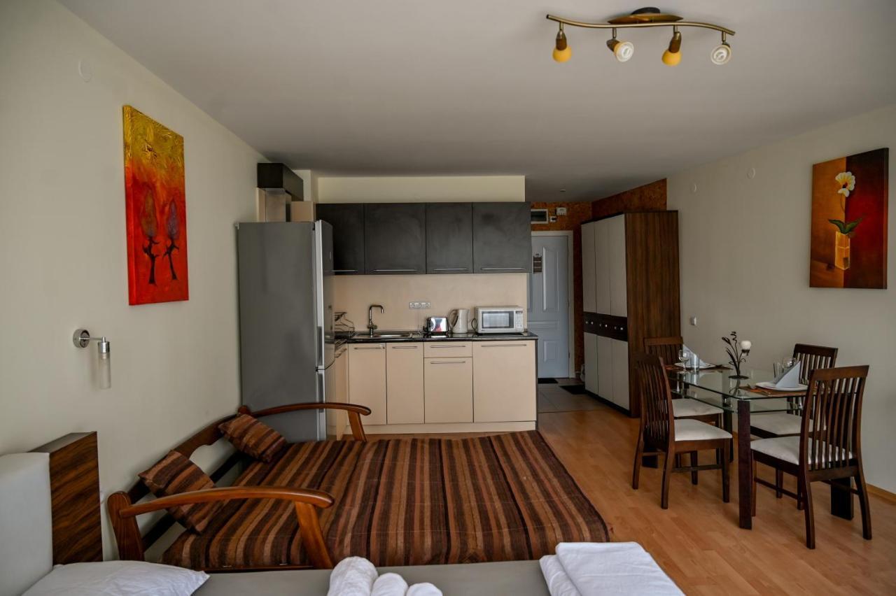 Panorama Fort Beach, Фамилно студио Deluxe Свети Влас Екстериор снимка