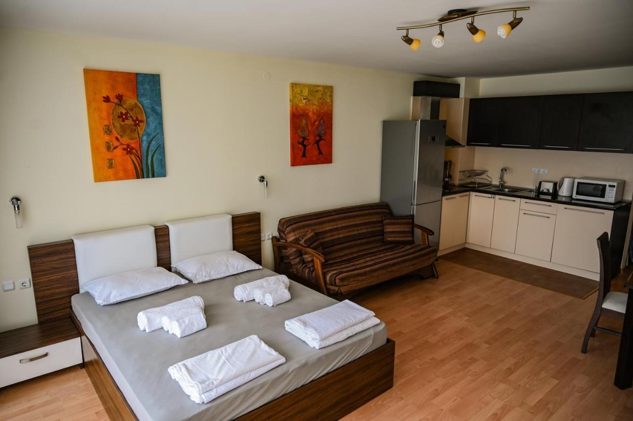 Panorama Fort Beach, Фамилно студио Deluxe Свети Влас Екстериор снимка