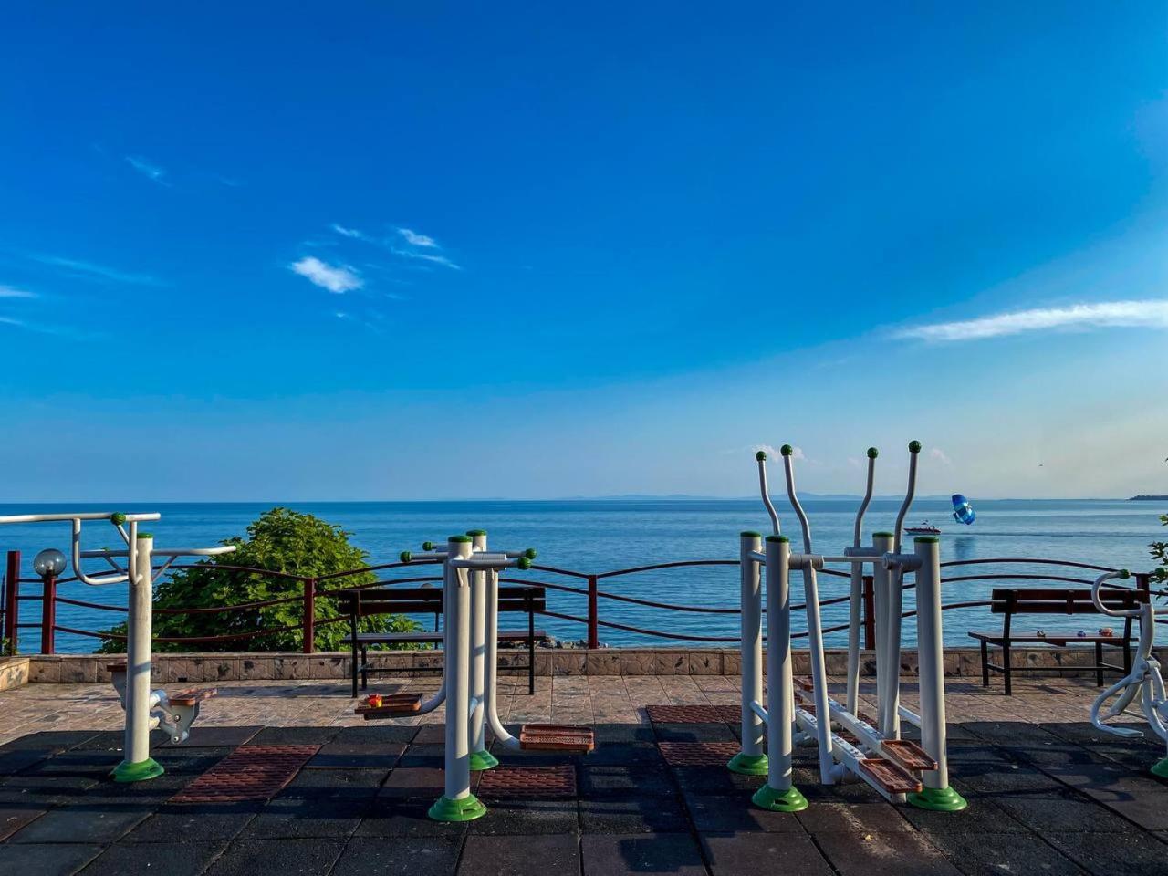 Panorama Fort Beach, Фамилно студио Deluxe Свети Влас Екстериор снимка